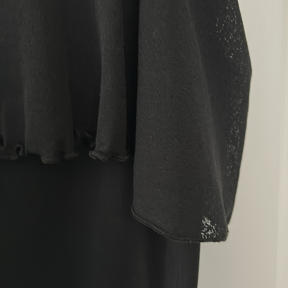 LITTLE BLACK DRESS - Picture 4 of 7